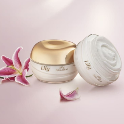 Lily Satin Moisturizing Cream